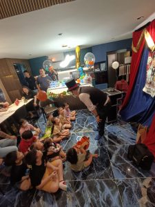 How Much Does It Cost to Hire a Kids Party Magician in Singapore (2026 Guide)